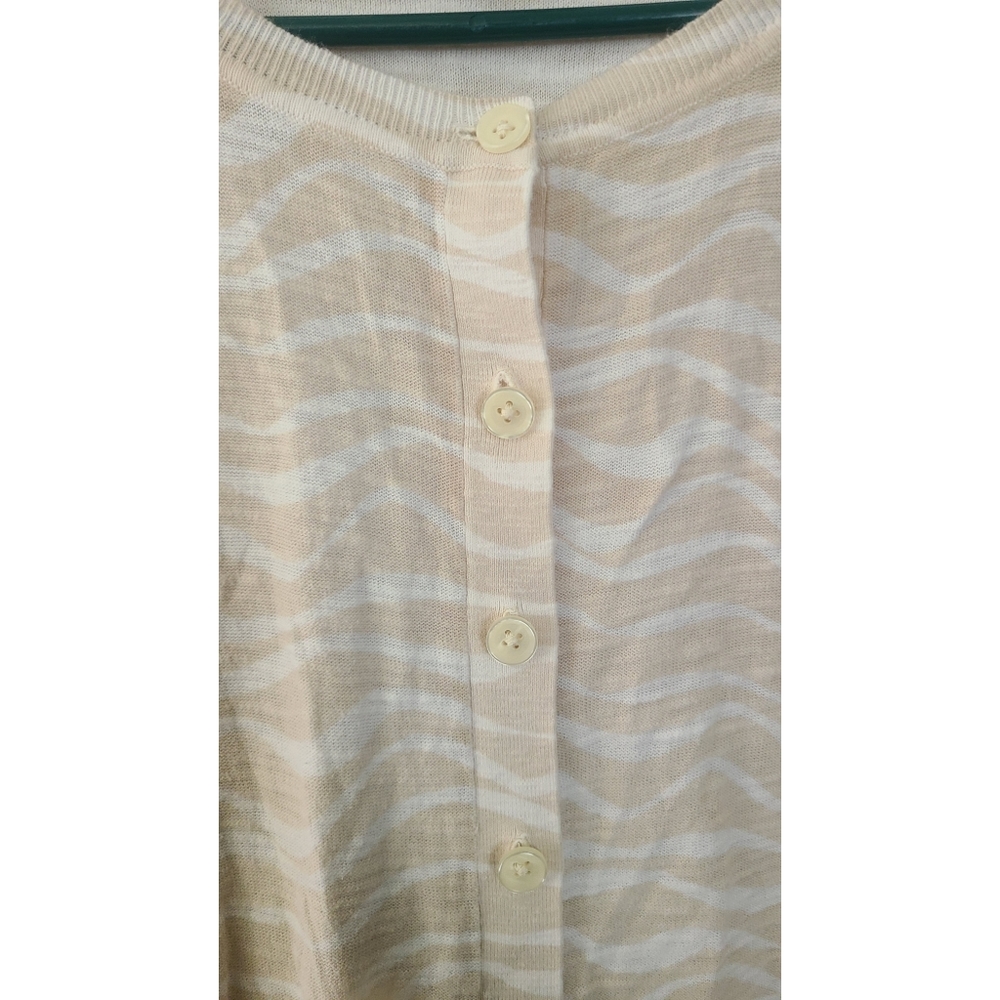 Loft Size: Small - Picture 3 of 5